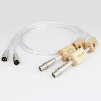 Висококачествен кабел Nordost Один 2 silver, който свързва Hi-Fi кабел XLR balance за усилвател, CD-плейър
